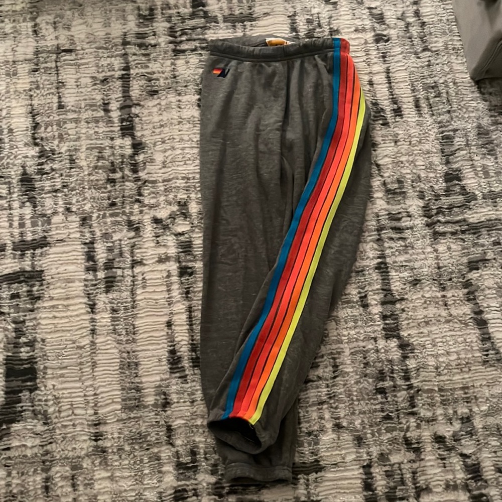 AV SWEATS